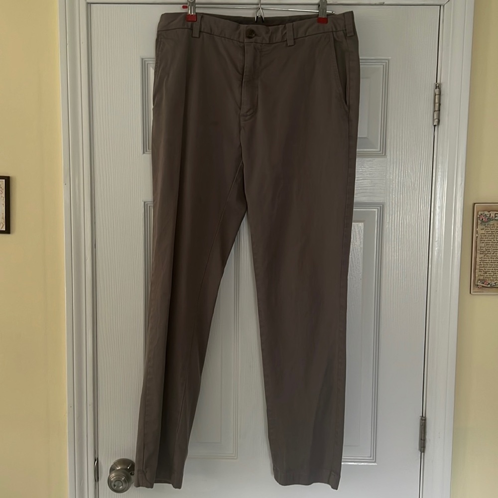 Brooks Brothers Red Fleece Grey Chino